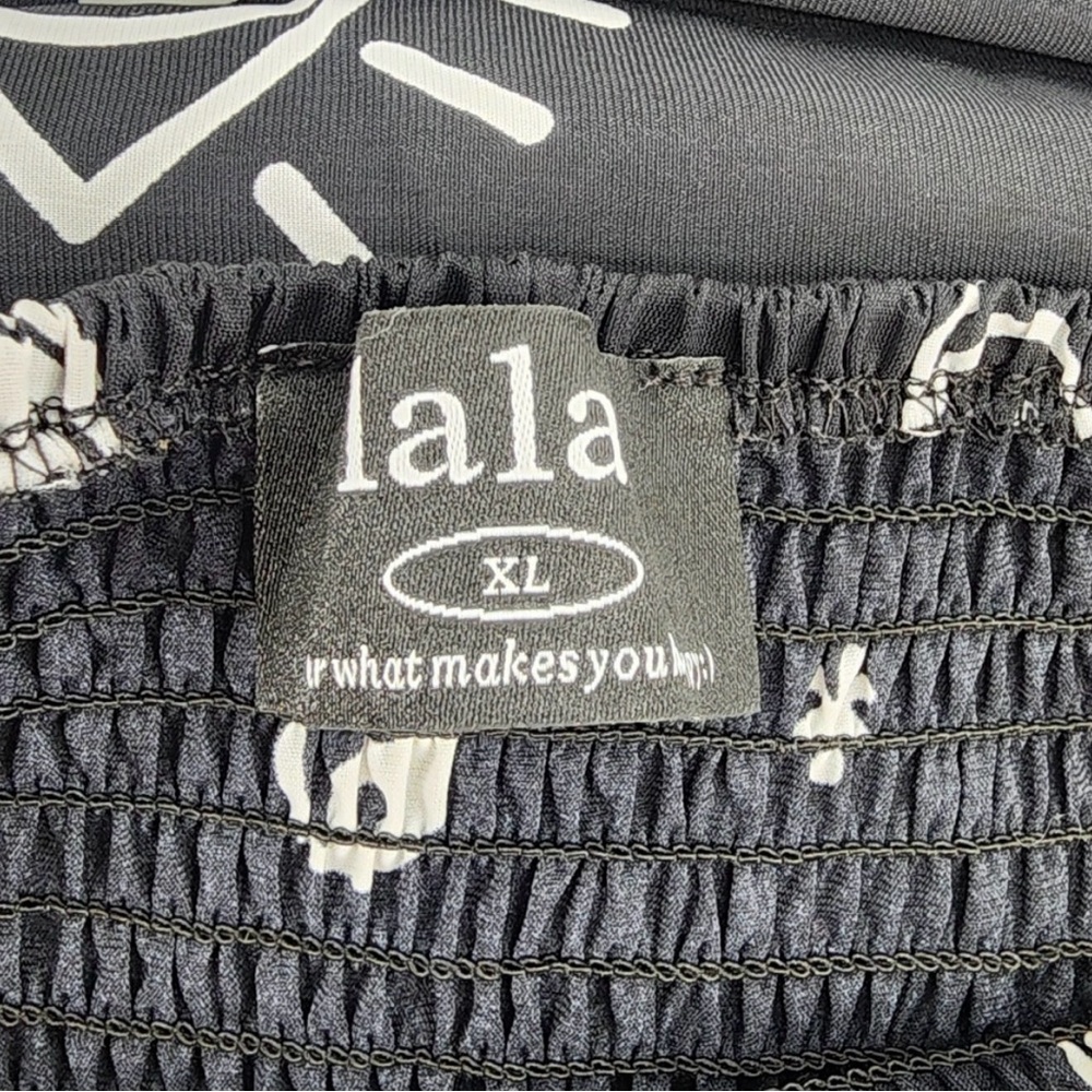 Dressed In Lala What's Your Sign Black White Smocked Maxi Dress Size XL - Picture 8 of 9